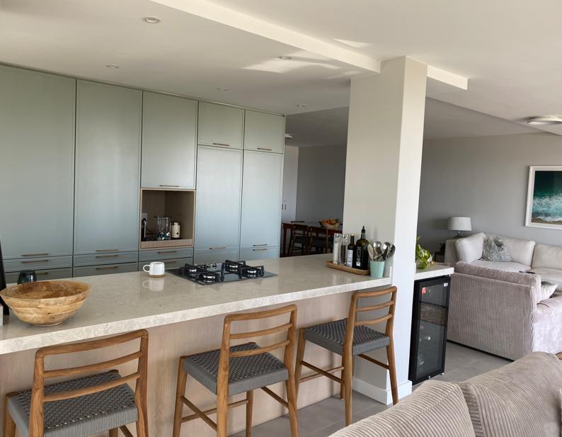 To Let 3 Bedroom Property for Rent in Dolphin Beach Western Cape